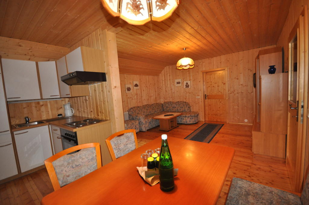 Gasthof Zum Kramer Gurk Стая снимка