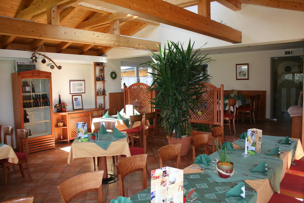 Gasthof Zum Kramer Gurk Екстериор снимка